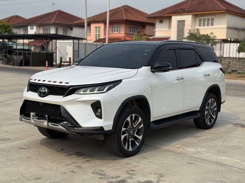 all new fortuner 7ที่นัีง